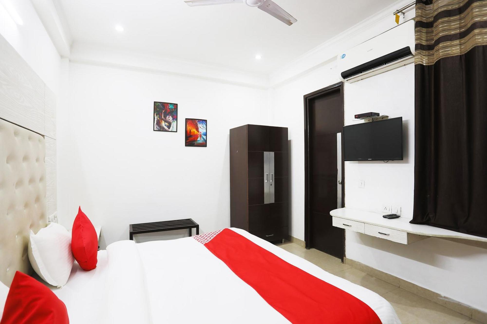 Super Collection O Tipsyy Inn 014 Gurgaon Exterior photo