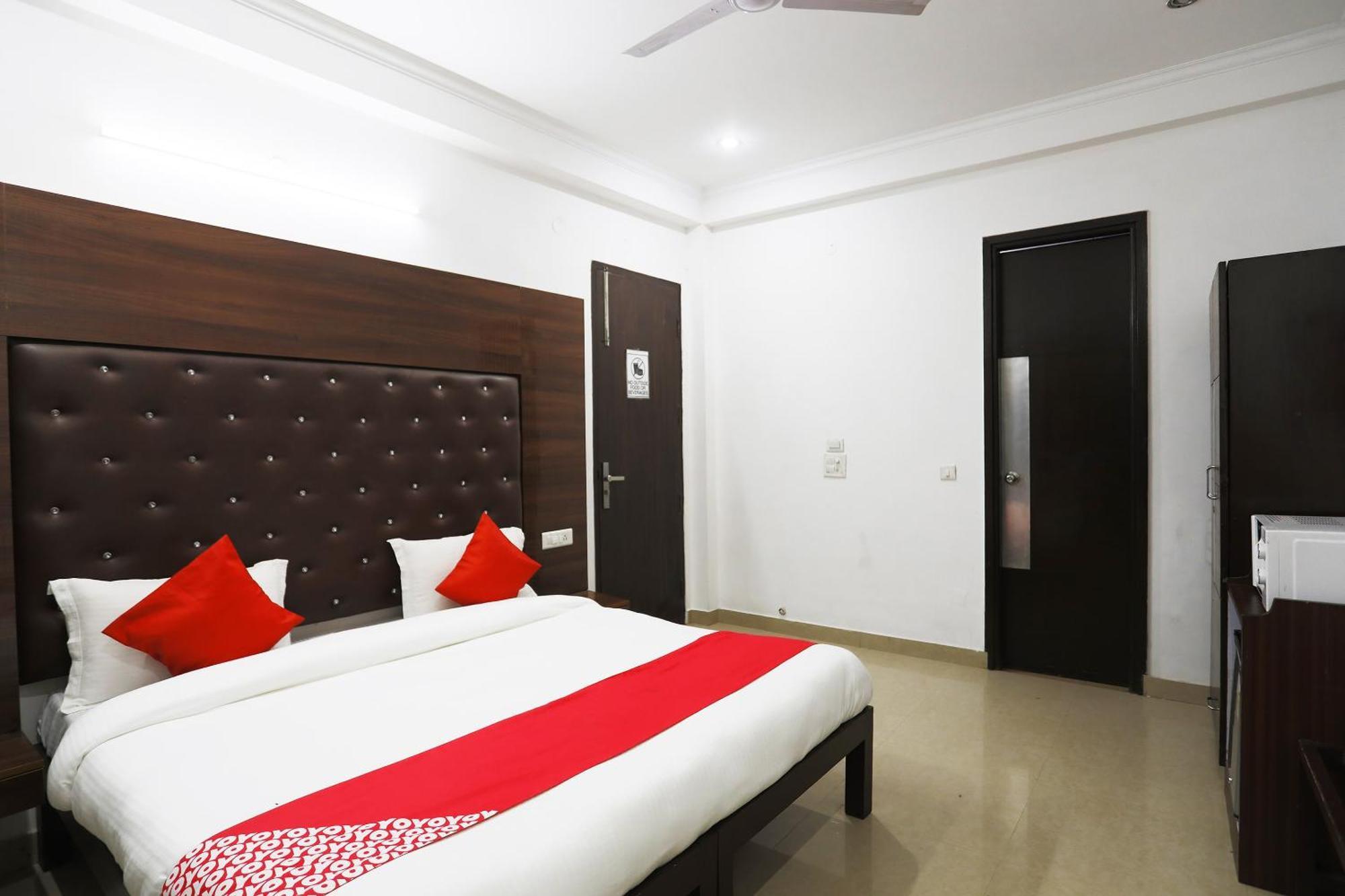 Super Collection O Tipsyy Inn 014 Gurgaon Exterior photo